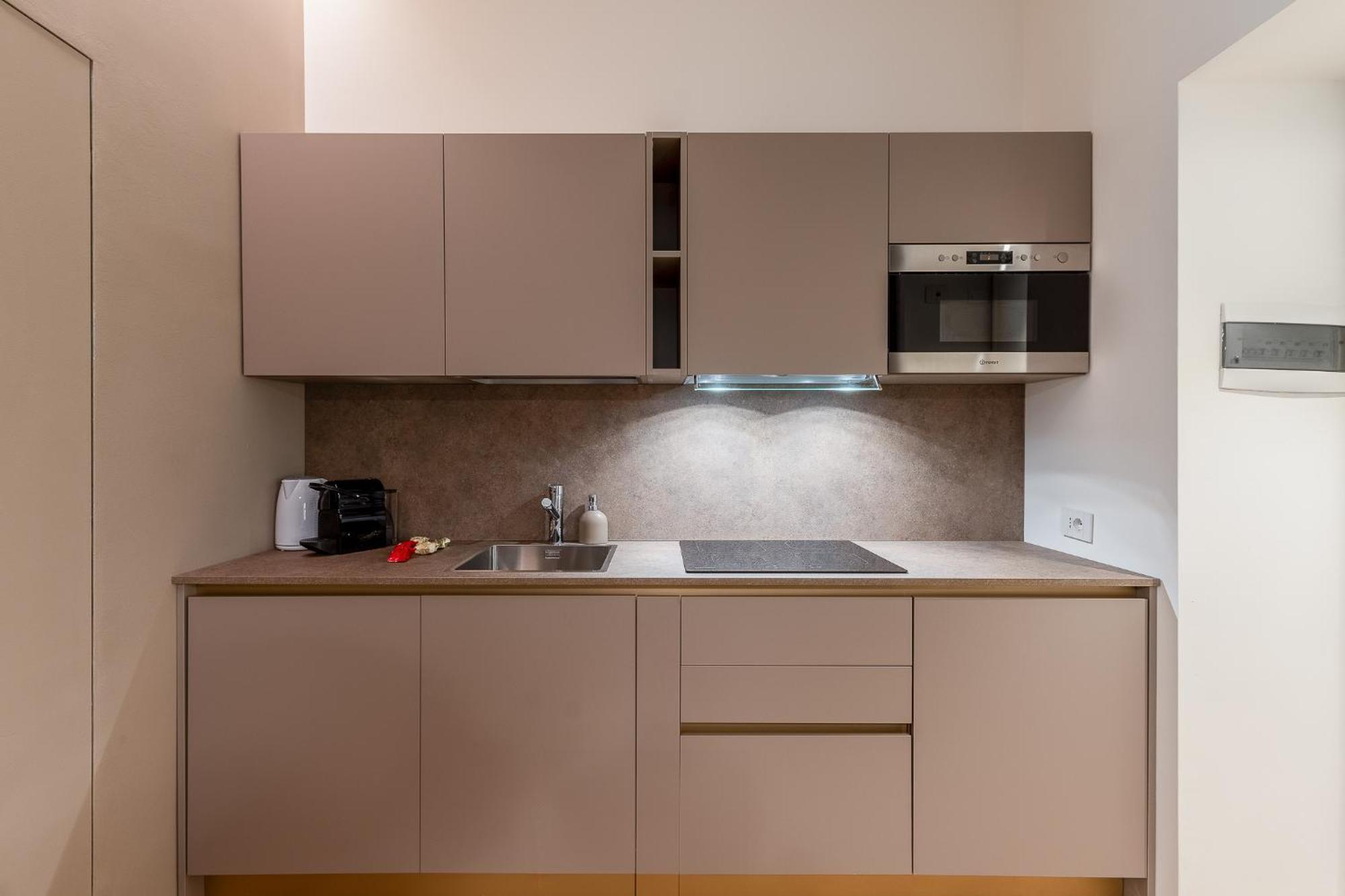 Luxury Apartment - Near Stazione Centrale Mailand Exterior foto